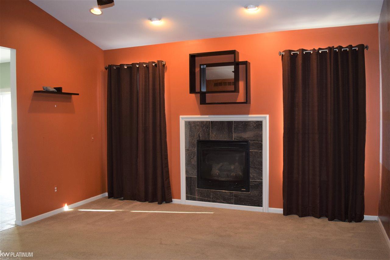 2761 Eastern Avenue Rochester Hills, MI 48307 - Photo 13 of 36