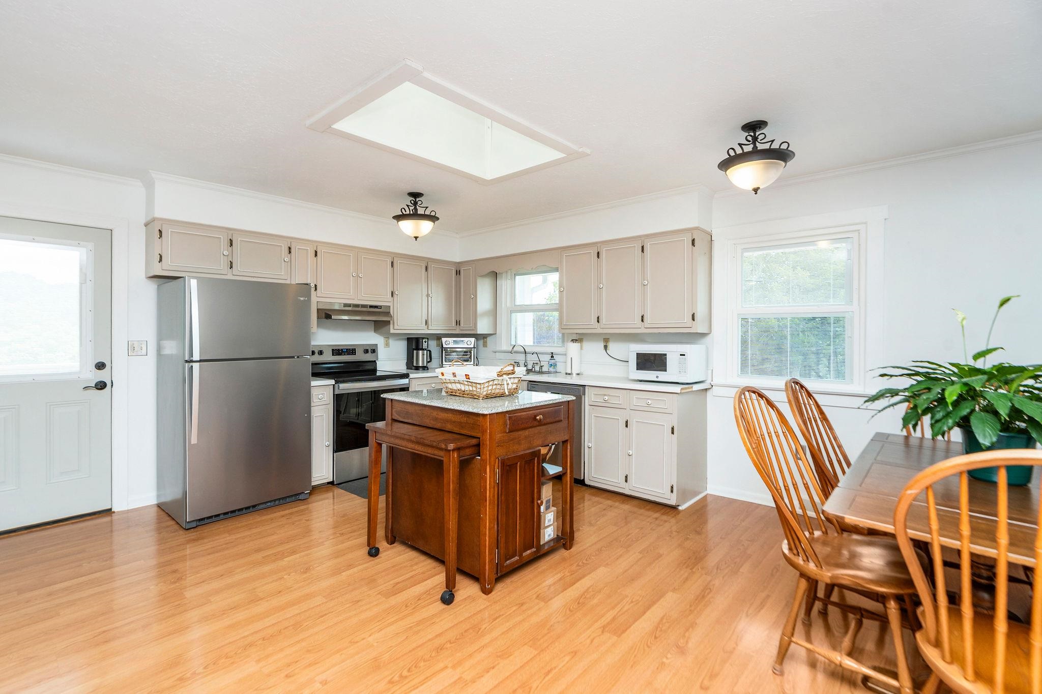 126 River Rdg Road Verona, VA 24482 - Photo 13 of 62