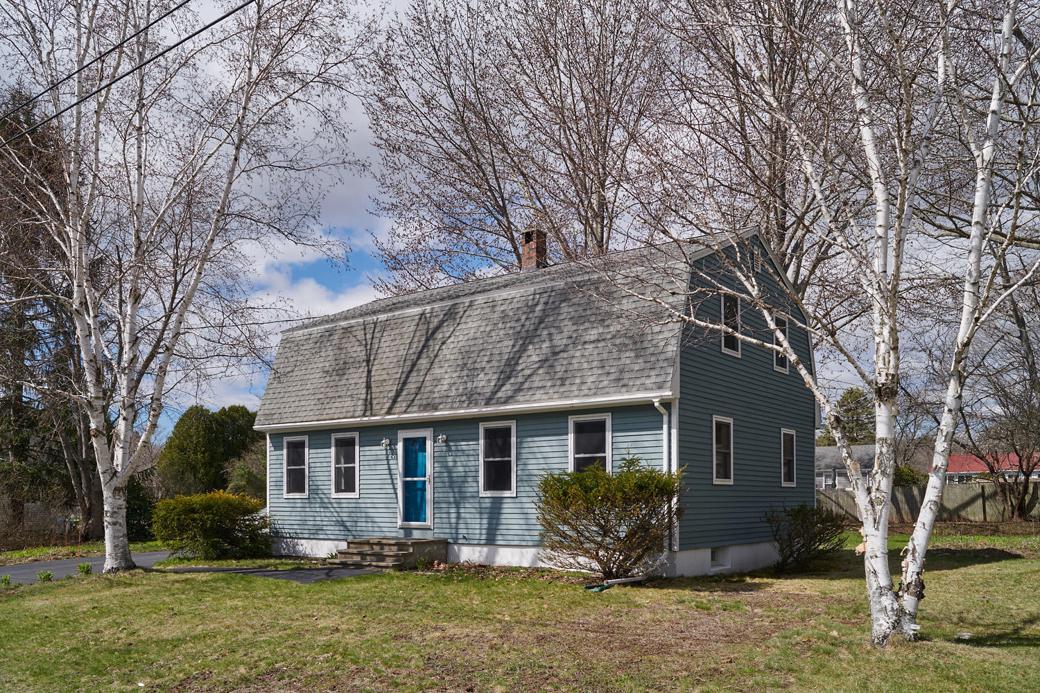 8 Hampton Road Cape Elizabeth, ME 04107 - Photo 2 of 18 1