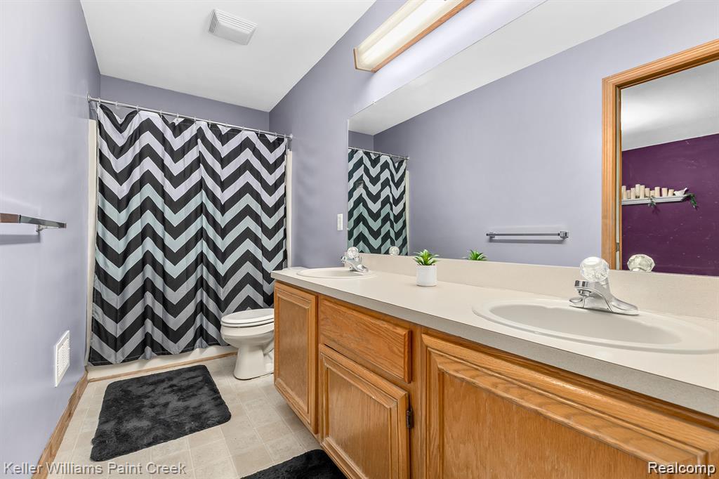 25809 Schoenherr Road Warren, MI 48089 - Photo 8 of 9