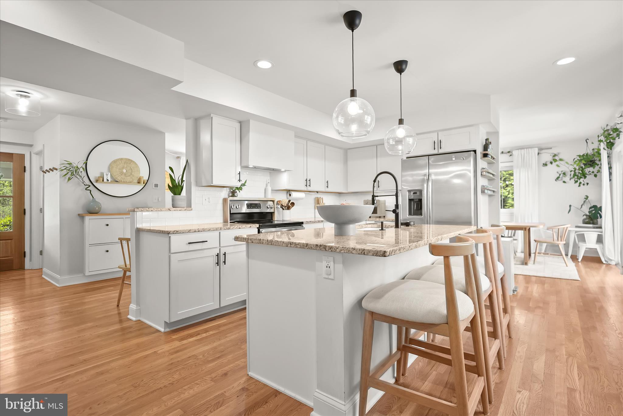 2508 Whitt Road Kingsville, MD 21087 - Photo 29 of 74 Gourmet Eat In Kitchen