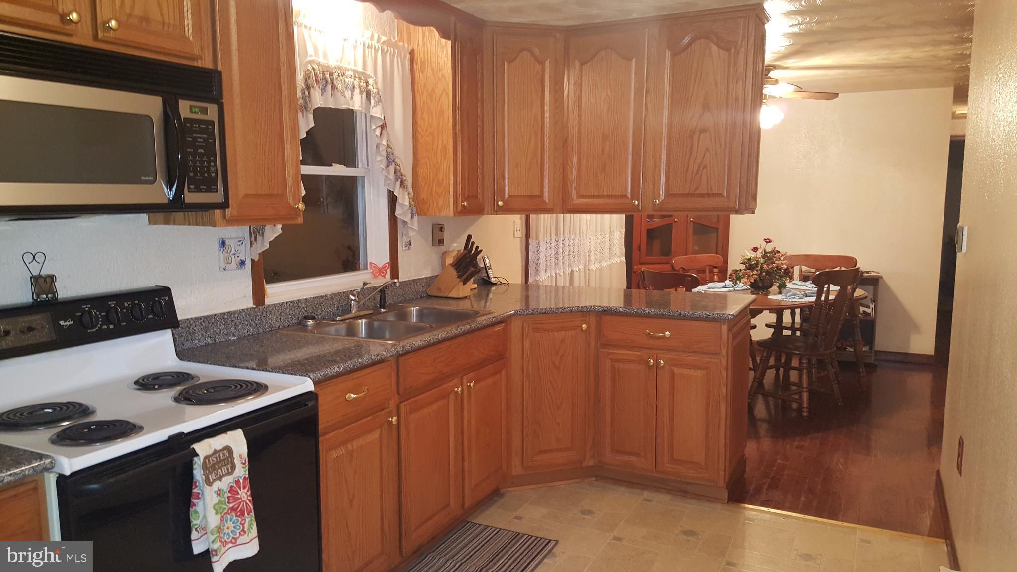 15023 Clear Spring Road Williamsport, MD 21795 - Photo 8 of 11 Kitchen
