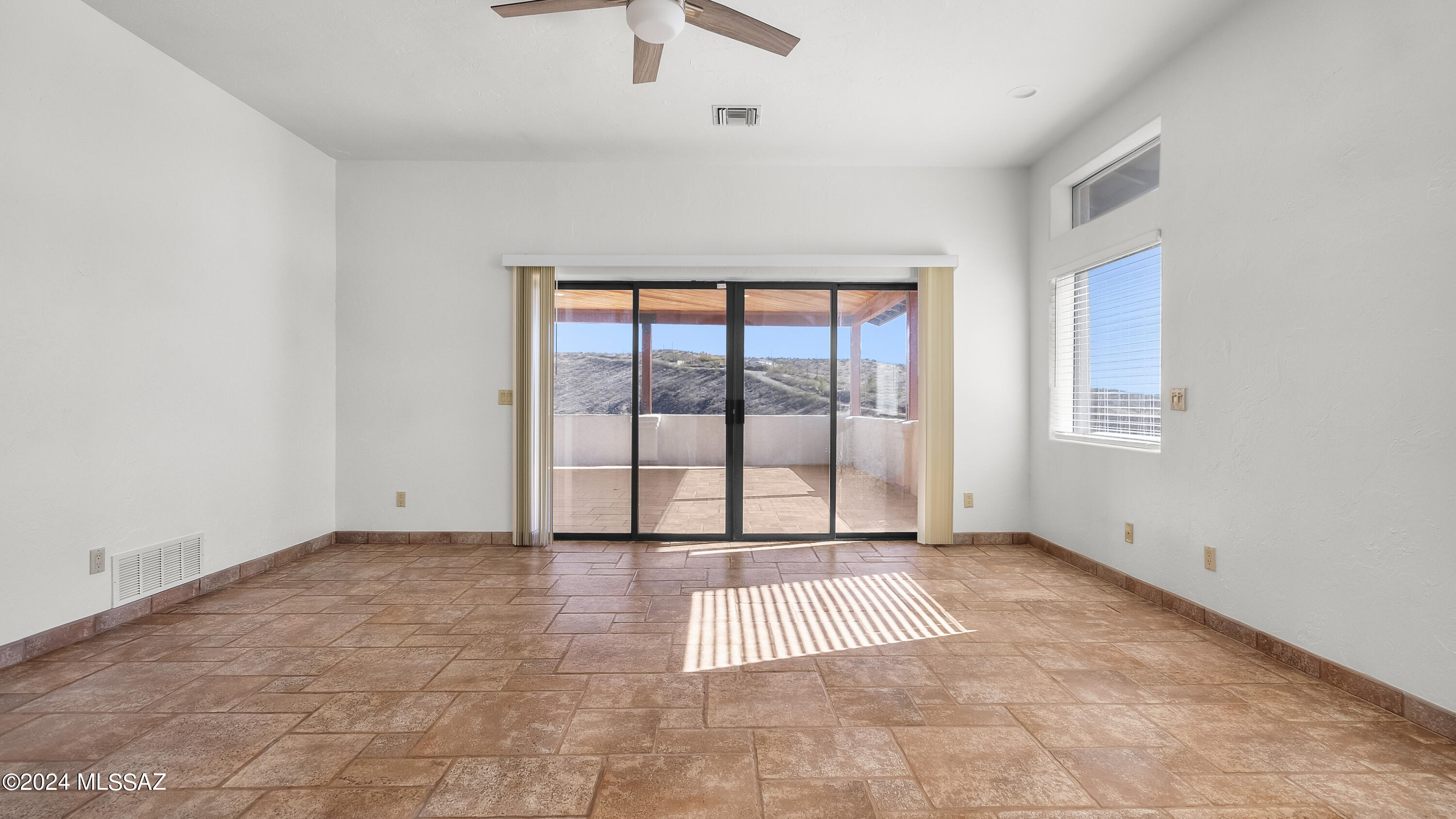 297 Camino Apolena Rio Rico, AZ 85648 - Photo 5 of 34