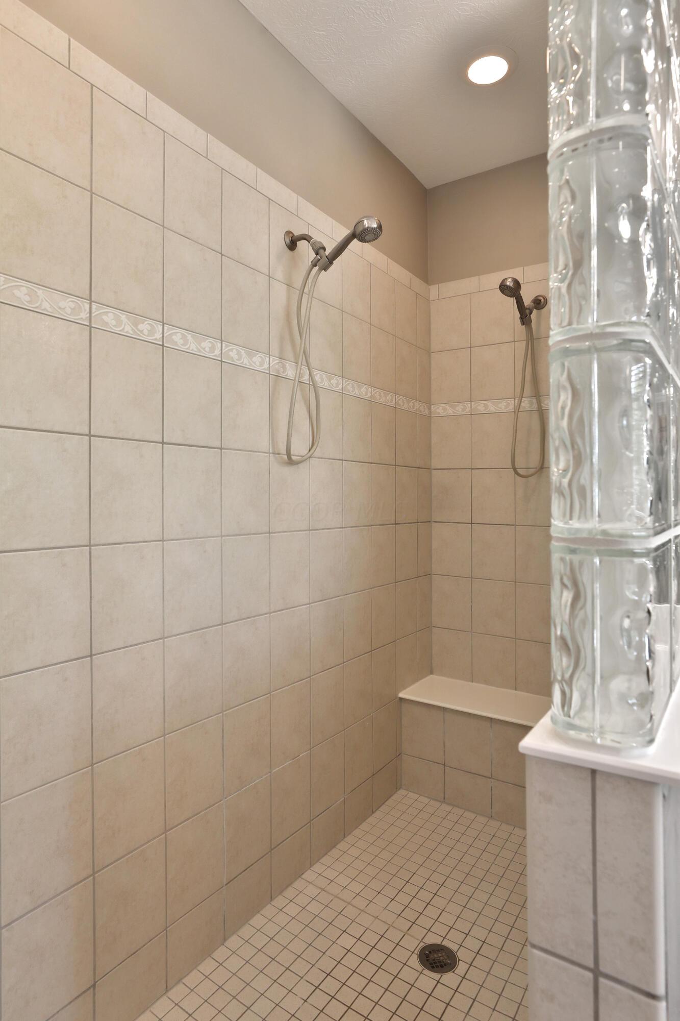 5453 Dublin Road Dublin, OH 43016 - Photo 22 of 38 Plenty of room in the shower!