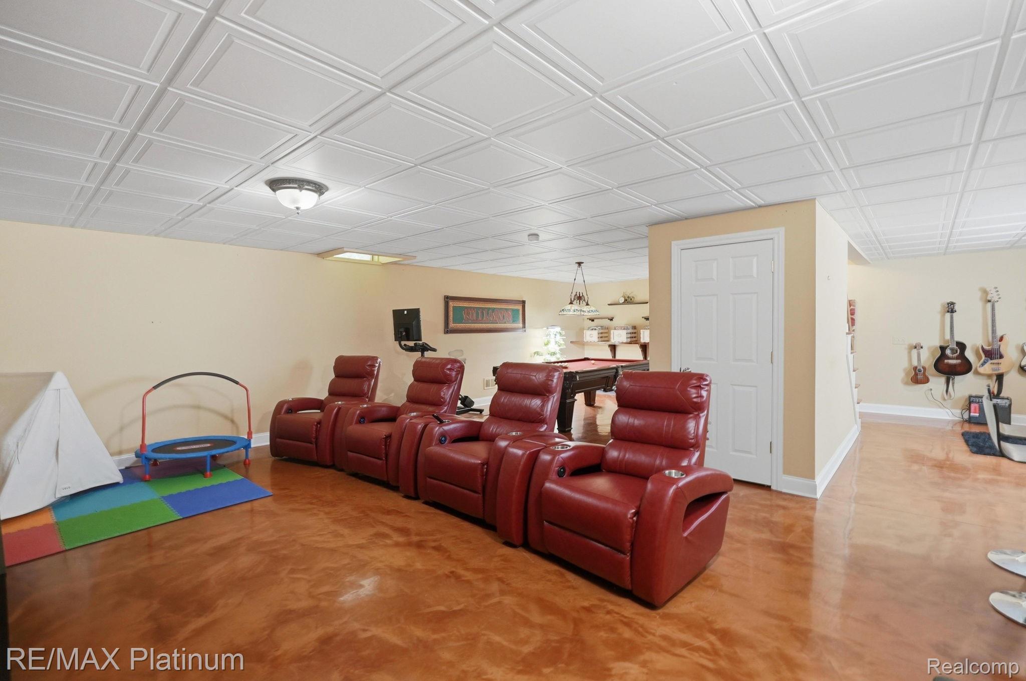 1713 Town Commons Drive Howell, MI 48855 - Photo 31 of 44 35-web-or-mls-1713_Town_Commons_Dr_035.jpg