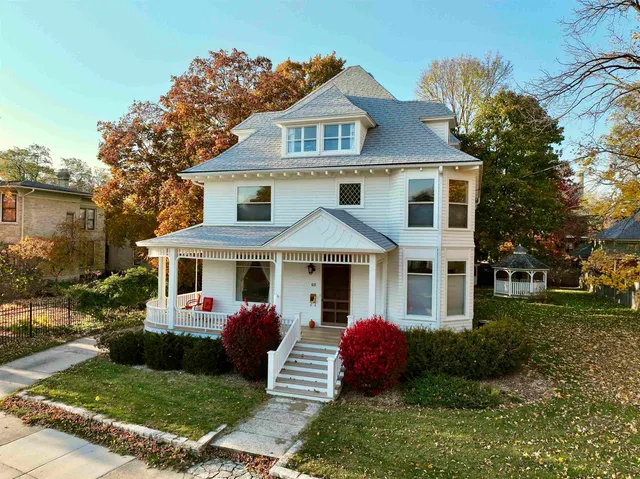 $499,000 | 615 St Lawrence Avenue, Janesville, WI 53545