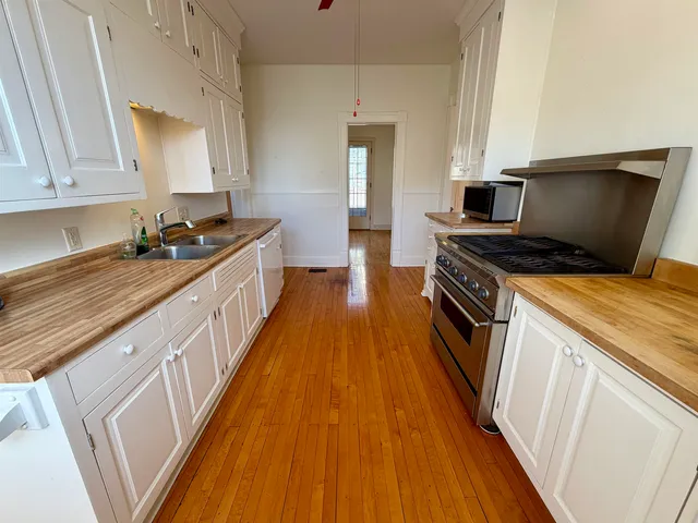 $499,000 | 615 St Lawrence Avenue, Janesville, WI 53545