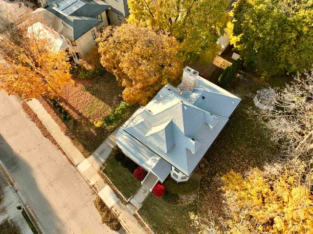 $499,000 | 615 St Lawrence Avenue, Janesville, WI 53545