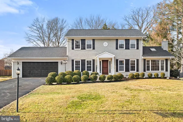 $649,900 | 6389 Lancaster Drive, Warrenton, VA 20187