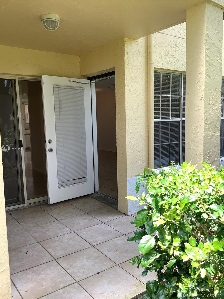 6300 La Costa Drive, Unit B Boca Raton, FL 33433 - Photo 13 of 34