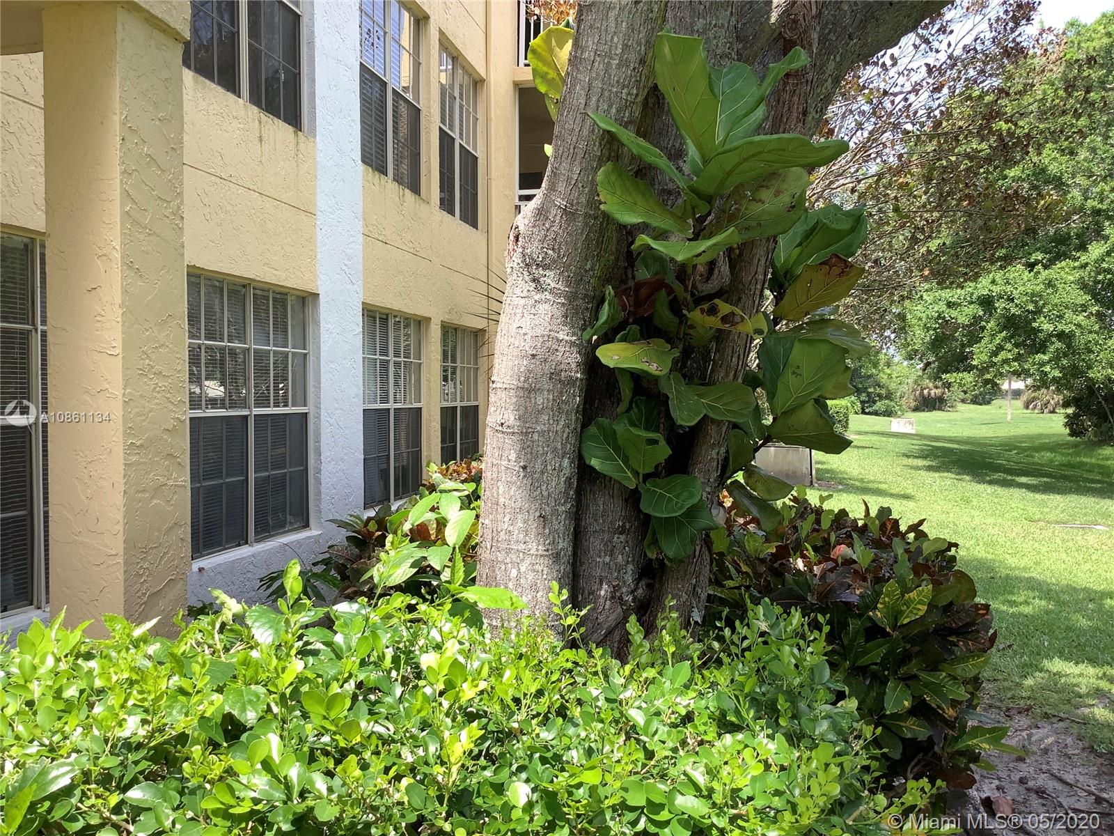 6300 La Costa Drive, Unit B Boca Raton, FL 33433 - Photo 14 of 34