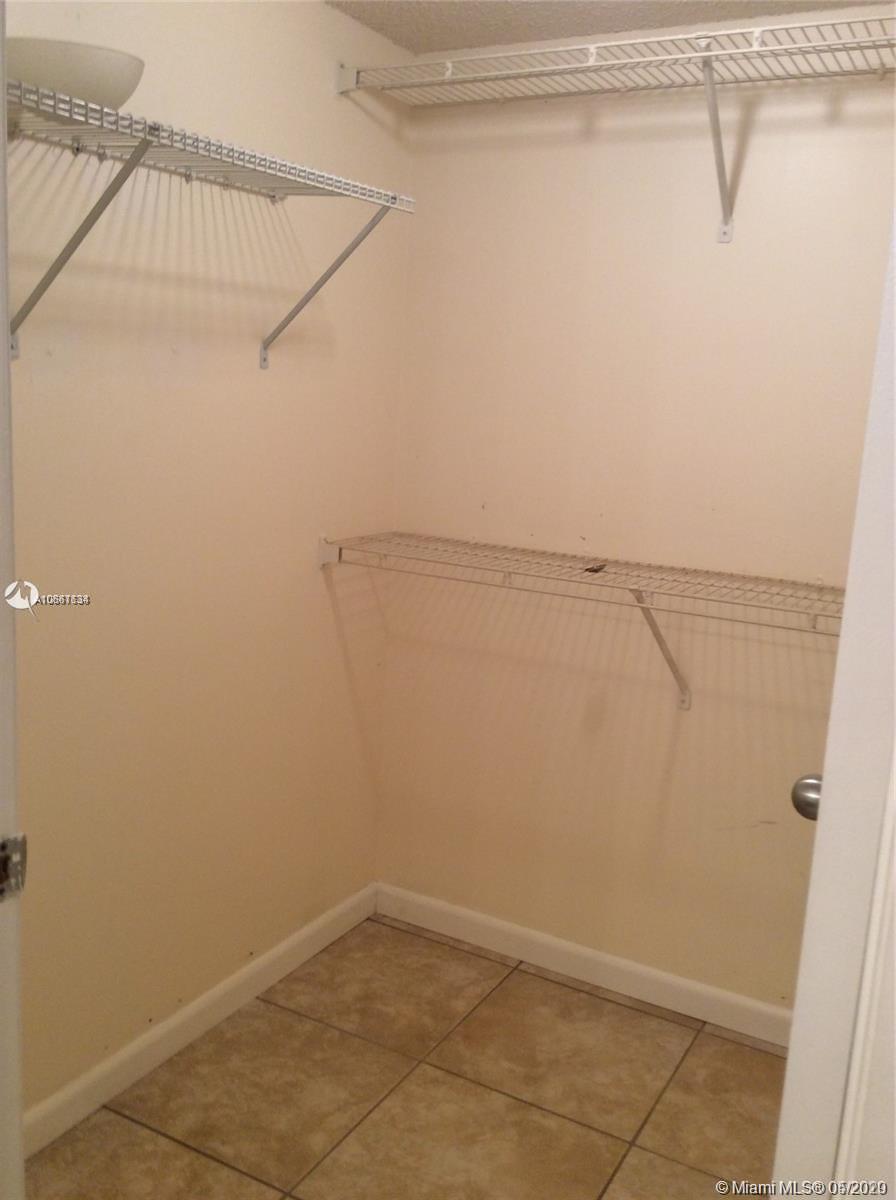 6300 La Costa Drive, Unit B Boca Raton, FL 33433 - Photo 10 of 34