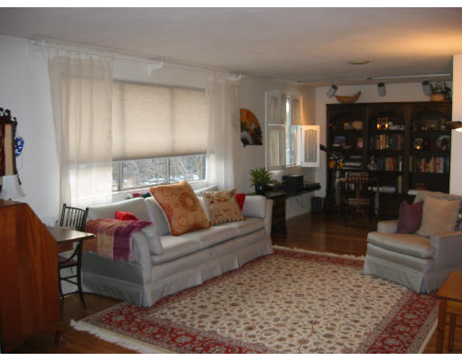 82 Booth Street Needham, MA 02494 - Photo 2 of 9 Gallery Image 2