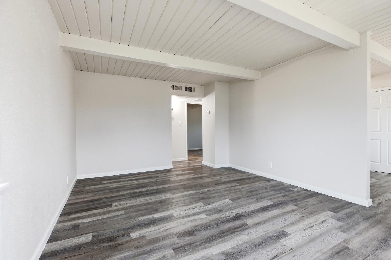 1726 East 23rd Street Merced, CA 95340 - Photo 4 of 22