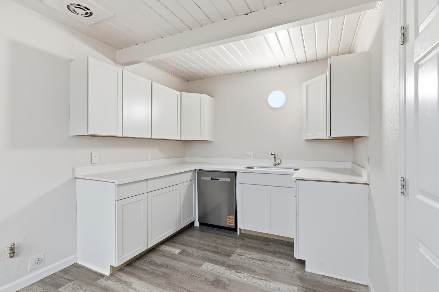 1726 East 23rd Street Merced, CA 95340 - Photo 7 of 22