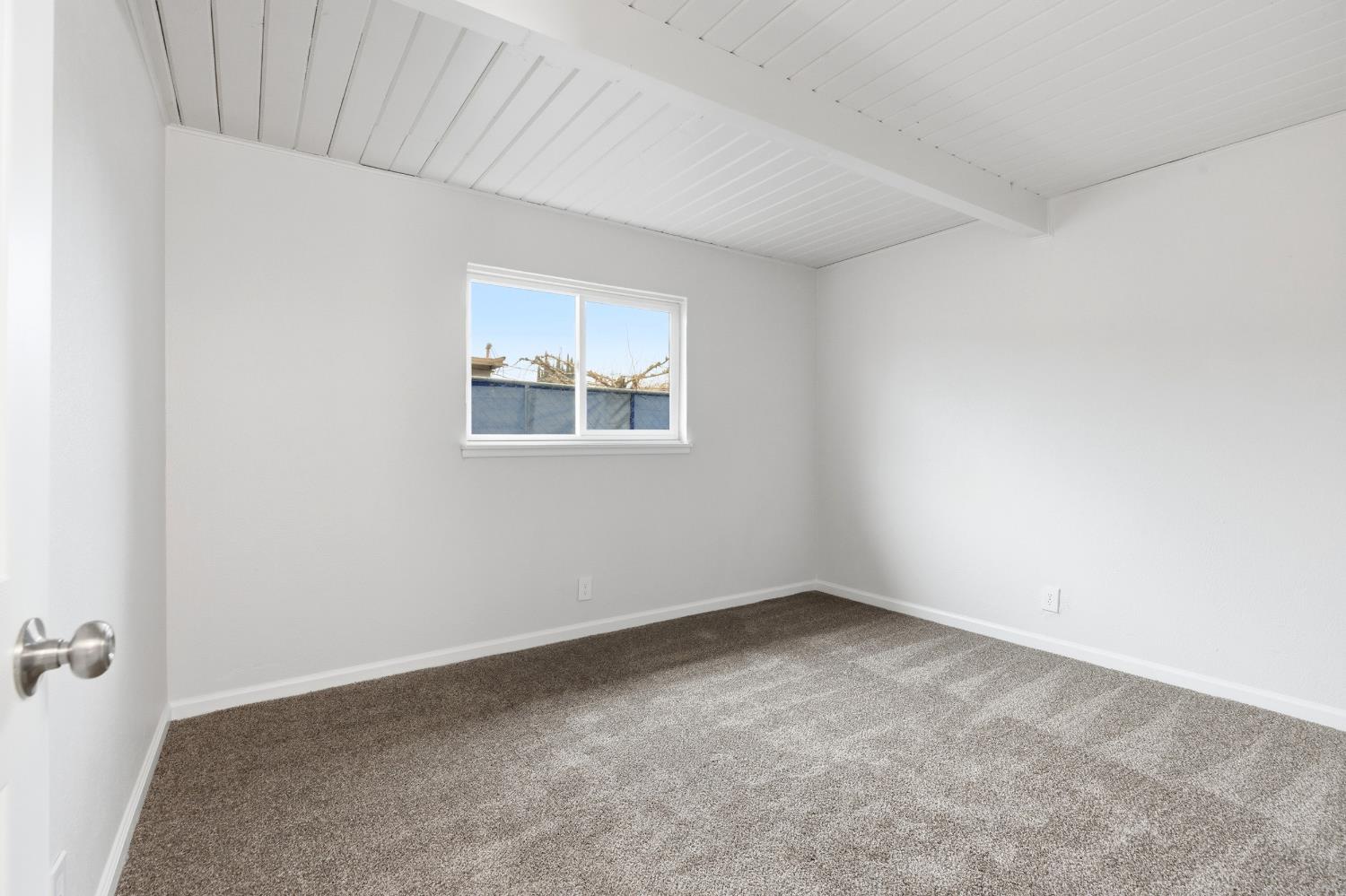 1726 East 23rd Street Merced, CA 95340 - Photo 10 of 22