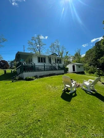 $195,000 | 35539 Highway 12E, Cape Vincent, NY 13618