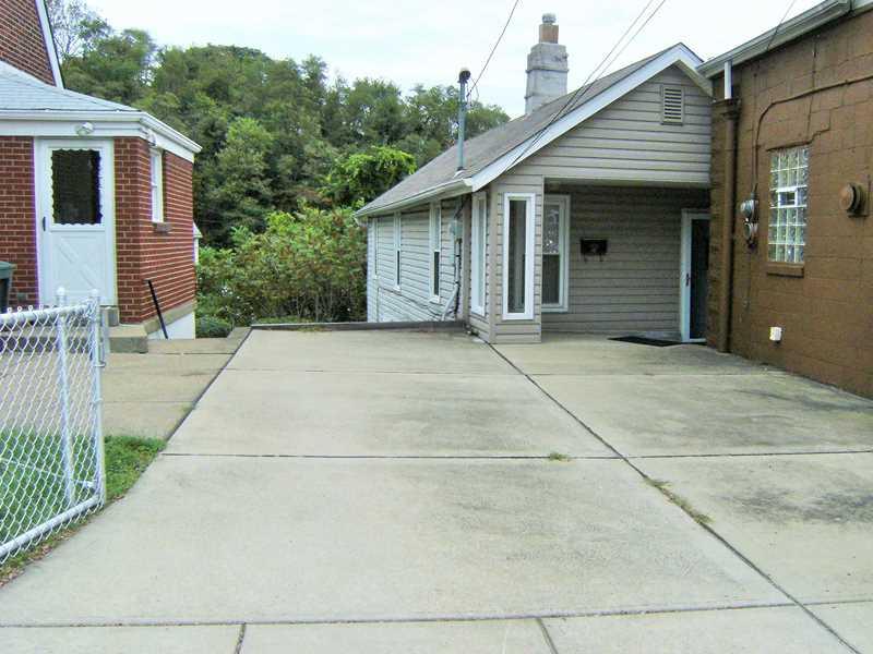 252 McCoy Road McKees Rocks, PA 15136 - Photo 16 of 16 Parking Lot/Garage.