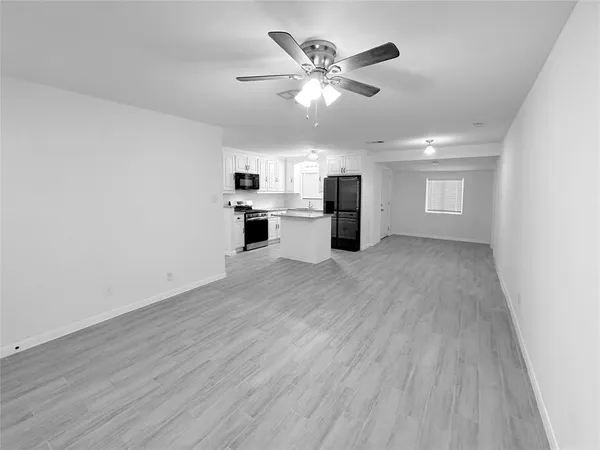 $264,900 | 706 Carter Drive, Arlington, TX 76010
