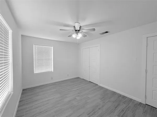 $264,900 | 706 Carter Drive, Arlington, TX 76010