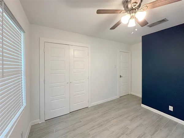 $264,900 | 706 Carter Drive, Arlington, TX 76010