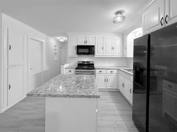 $264,900 | 706 Carter Drive, Arlington, TX 76010