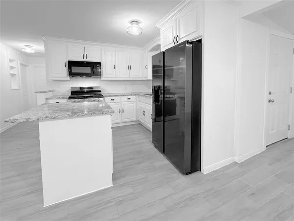$264,900 | 706 Carter Drive, Arlington, TX 76010