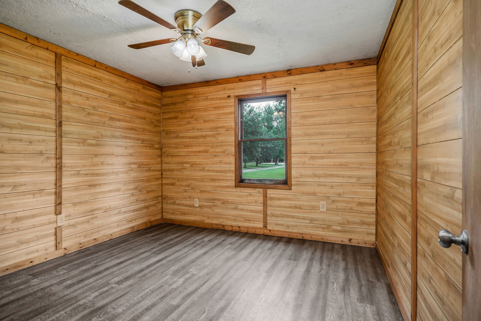 569 Robs Road Grimsley, TN 38565 - Photo 9 of 40 a view of room with window and hardwood floor