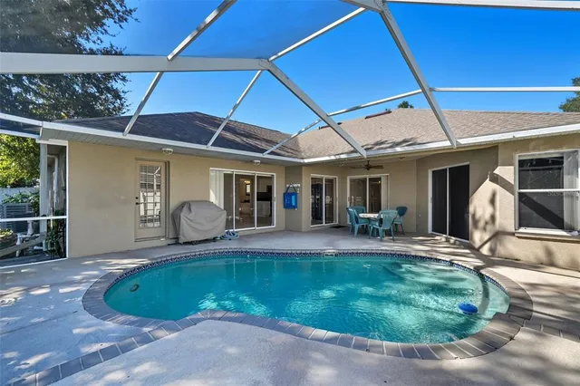 $429,000 | 2213 Towering Oaks Circle, Seffner, FL 33584