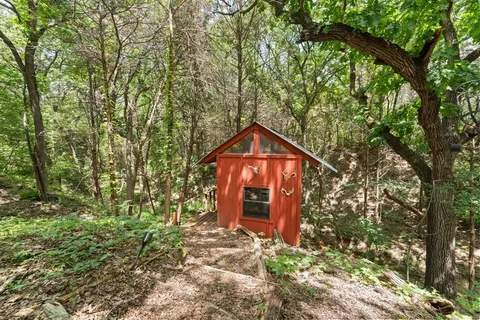 $869,900 | 613 Armadillo Court, Cedar Hill, TX 75104