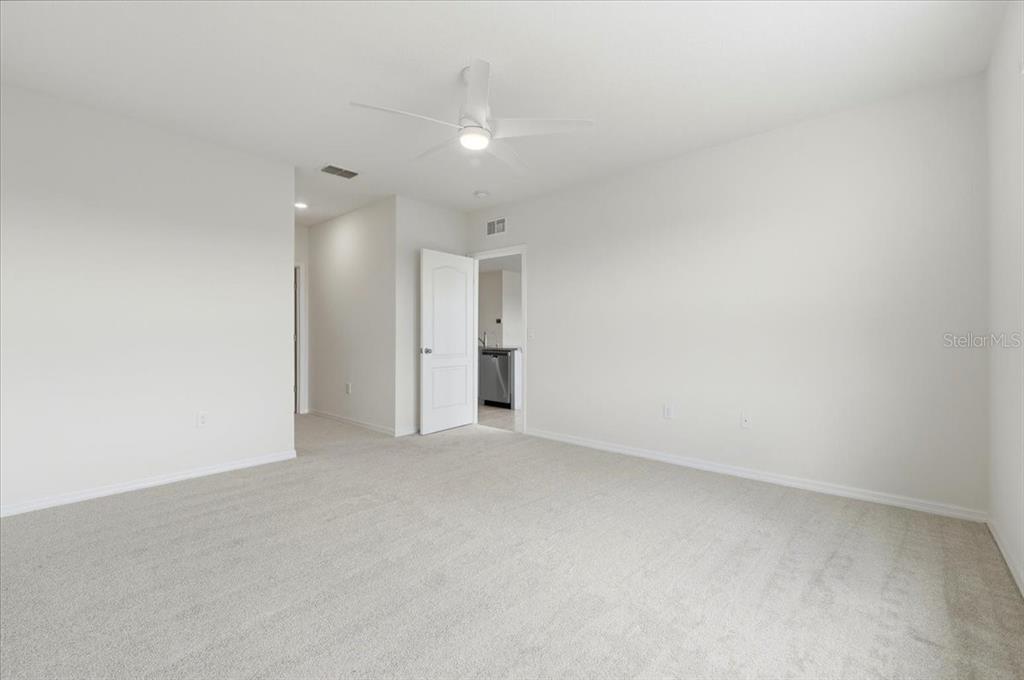 2829 Grandbury Grove Road Lakeland, FL 33811 - Photo 20 of 50