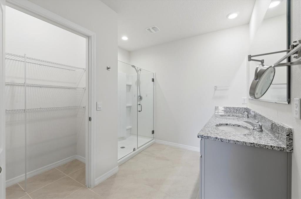 2829 Grandbury Grove Road Lakeland, FL 33811 - Photo 22 of 50