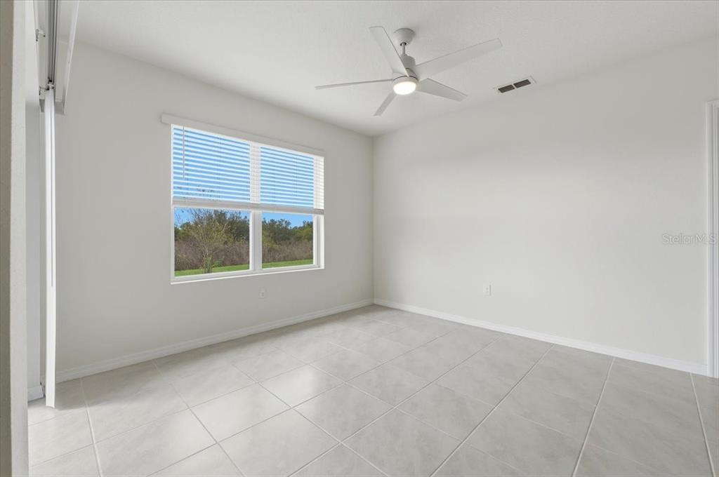 2829 Grandbury Grove Road Lakeland, FL 33811 - Photo 8 of 50