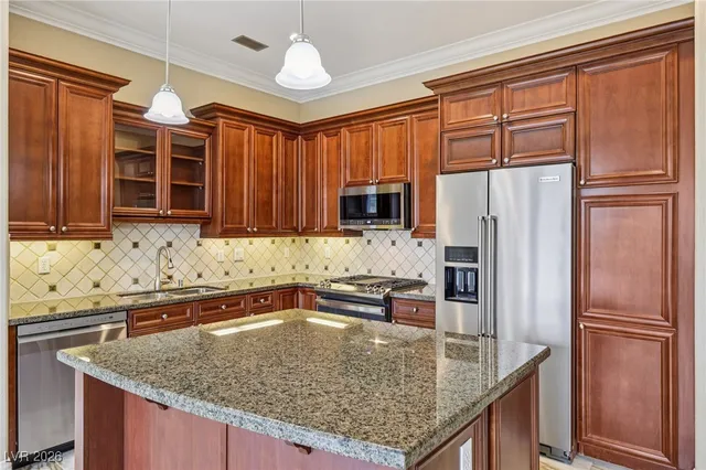 $484,000 | 10 Via Vasari, Unit 104, Henderson, NV 89011
