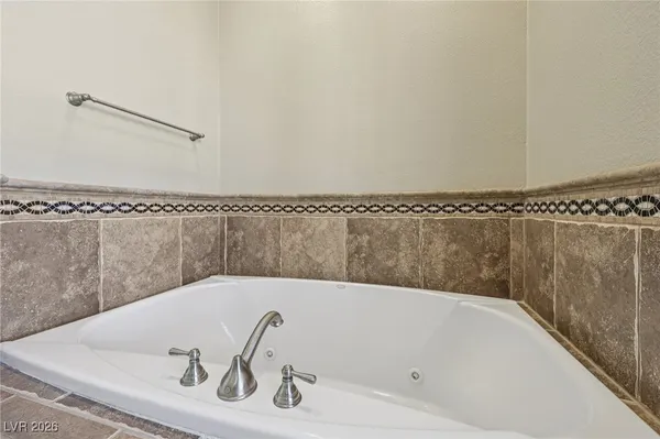 $484,000 | 10 Via Vasari, Unit 104, Henderson, NV 89011