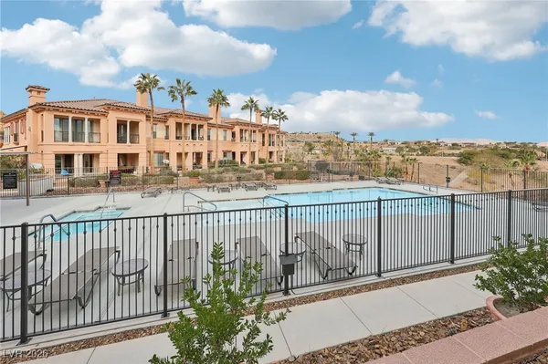 $484,000 | 10 Via Vasari, Unit 104, Henderson, NV 89011