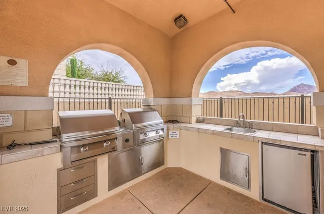 $484,000 | 10 Via Vasari, Unit 104, Henderson, NV 89011