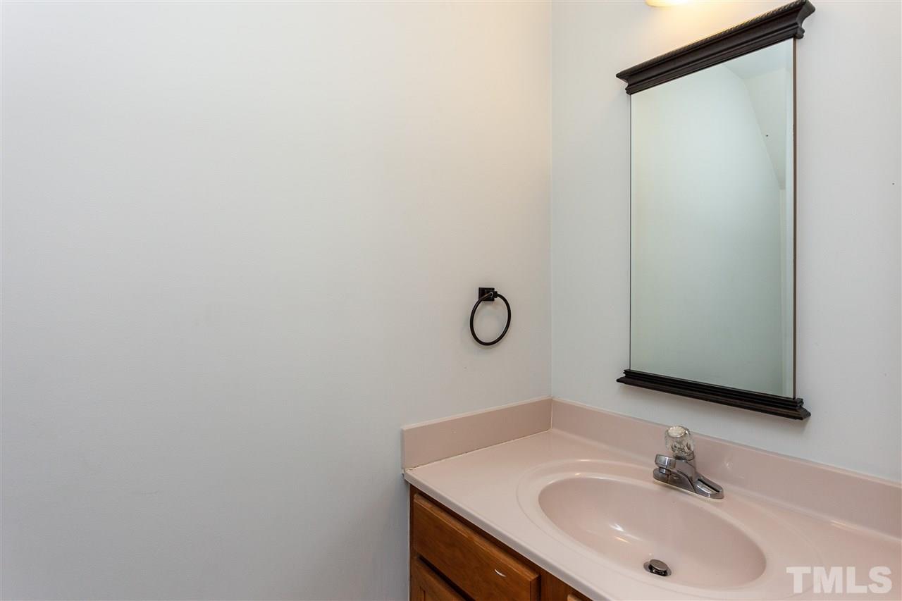 4303 Southwind Drive Raleigh, NC 27613 - Photo 16 of 24