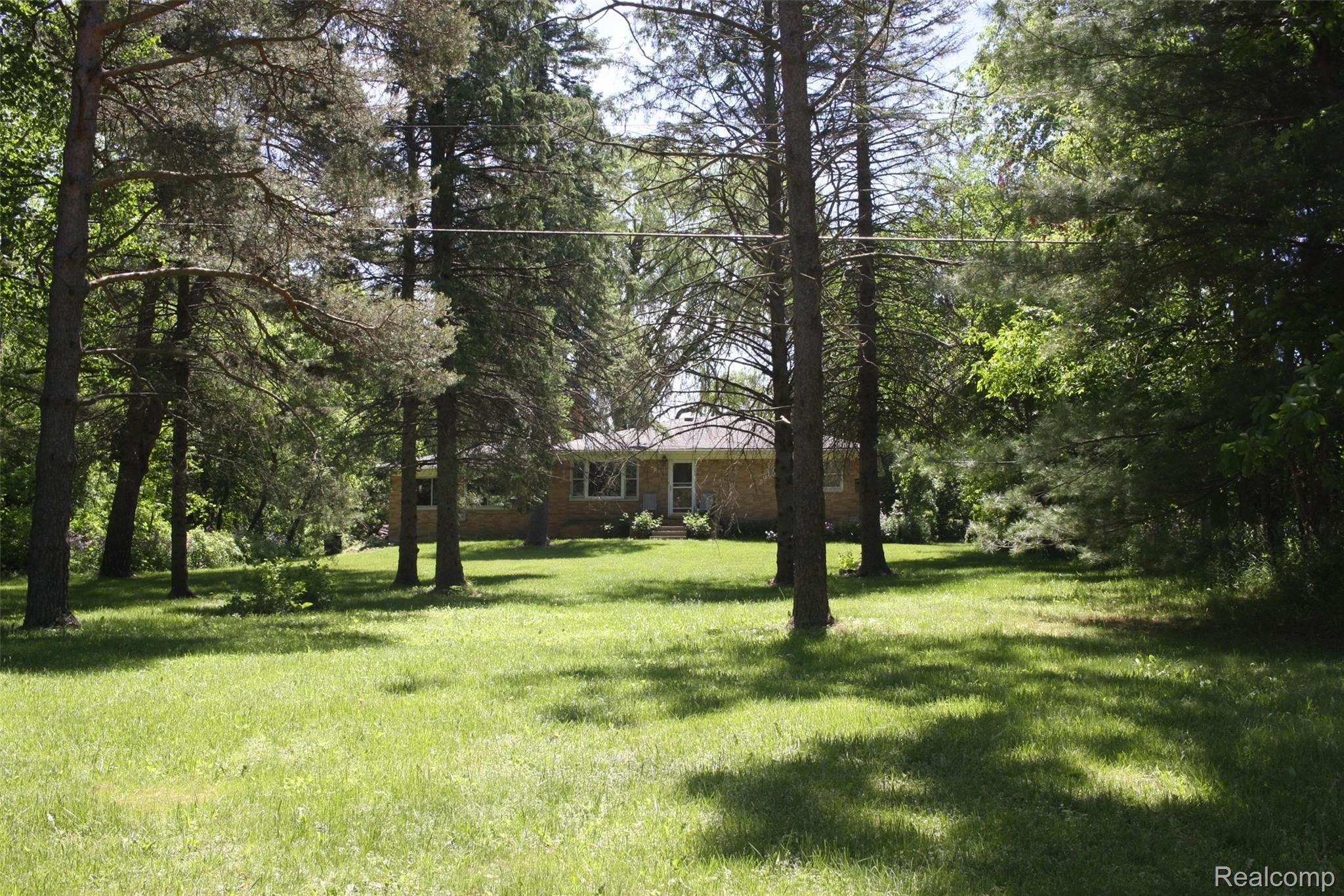 13101 Rattalee Lake Road Davisburg, MI 48350 - Photo 66 of 68 58 - TcRhjFs.jpg