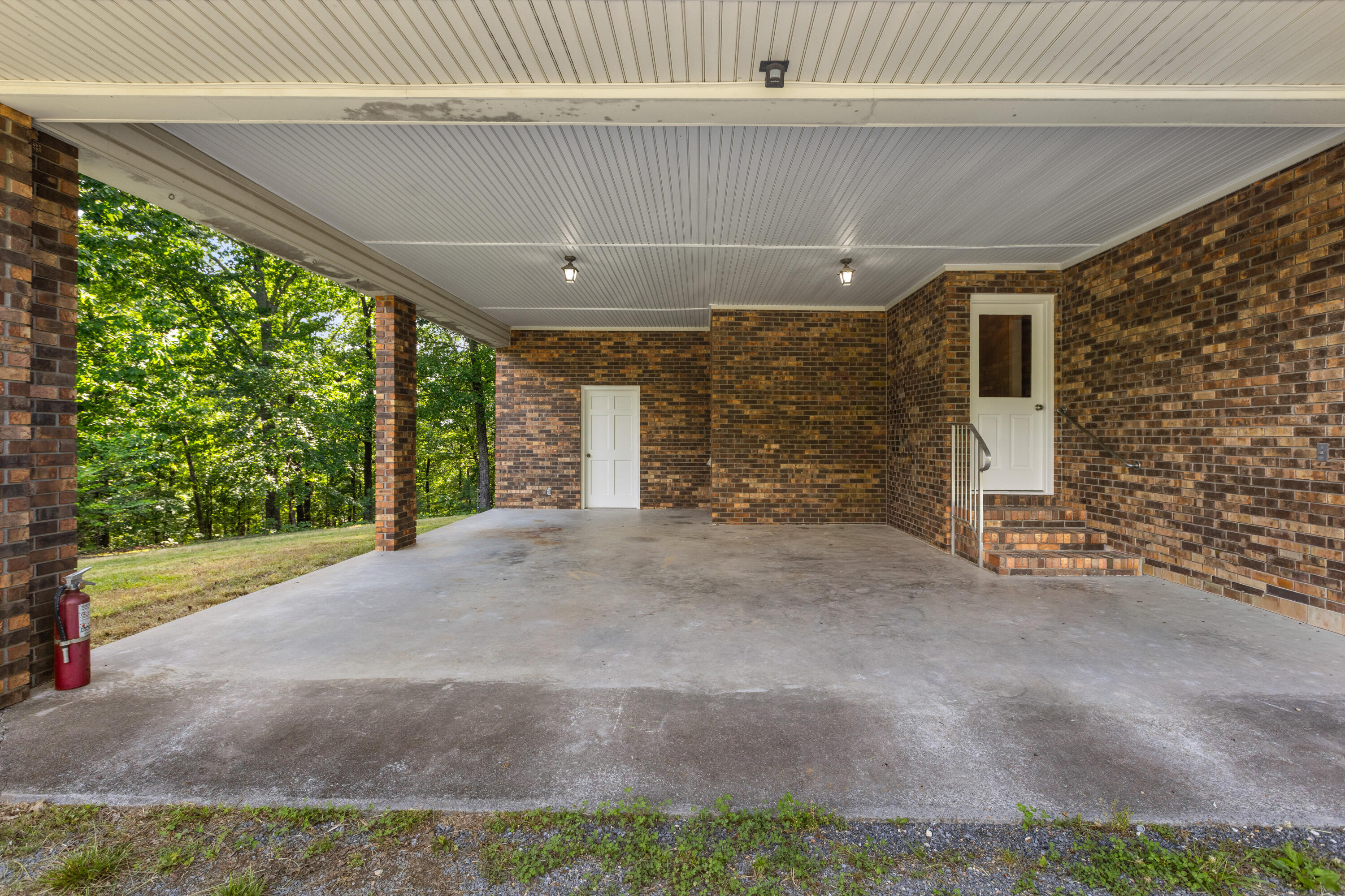 3270 Lake Kathy Road Tunnel Hill, GA 30755 - Photo 10 of 51 Covered Parking