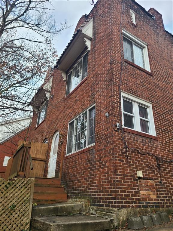 3004 Marshall Road Pittsburgh, PA 15214 - Photo 1 of 18 Gallery Image 1