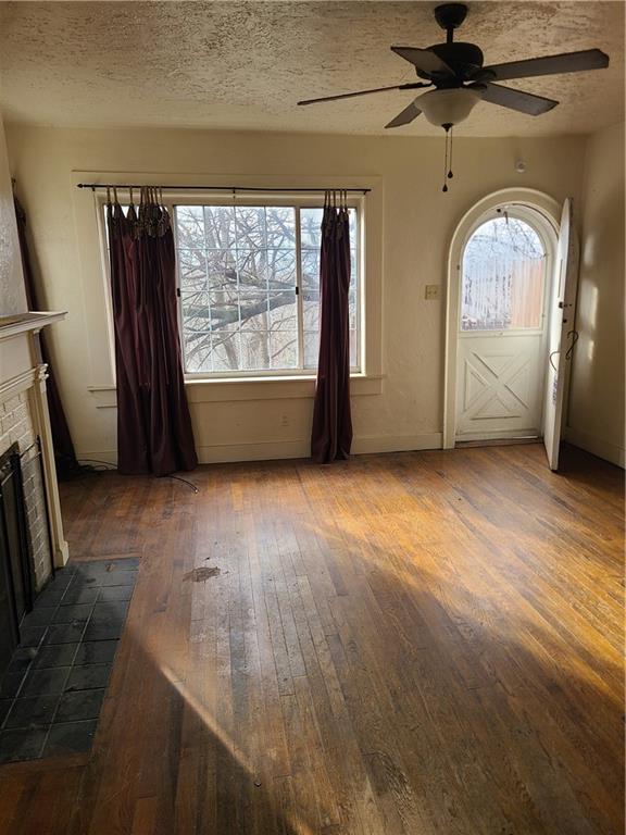 3004 Marshall Road Pittsburgh, PA 15214 - Photo 3 of 18 Gallery Image 3