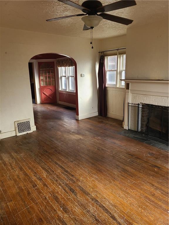 3004 Marshall Road Pittsburgh, PA 15214 - Photo 4 of 18 Gallery Image 4