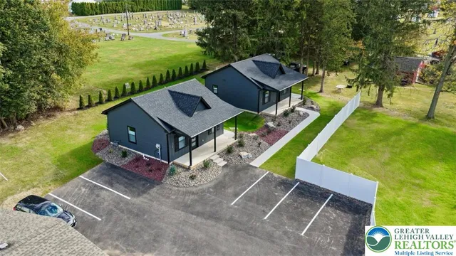 $1,790 | 1507 Lincoln Street, Unit B, Catasauqua, PA 18032