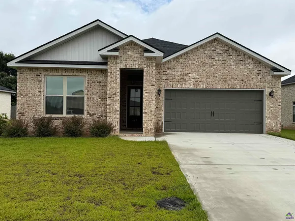 $354,000 | 417 Otters Rdg Drive, Kathleen, GA 31047