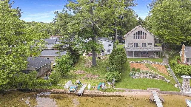 $335,000 | 11816 Maywood Drive Northeast, Sparta, MI 49345