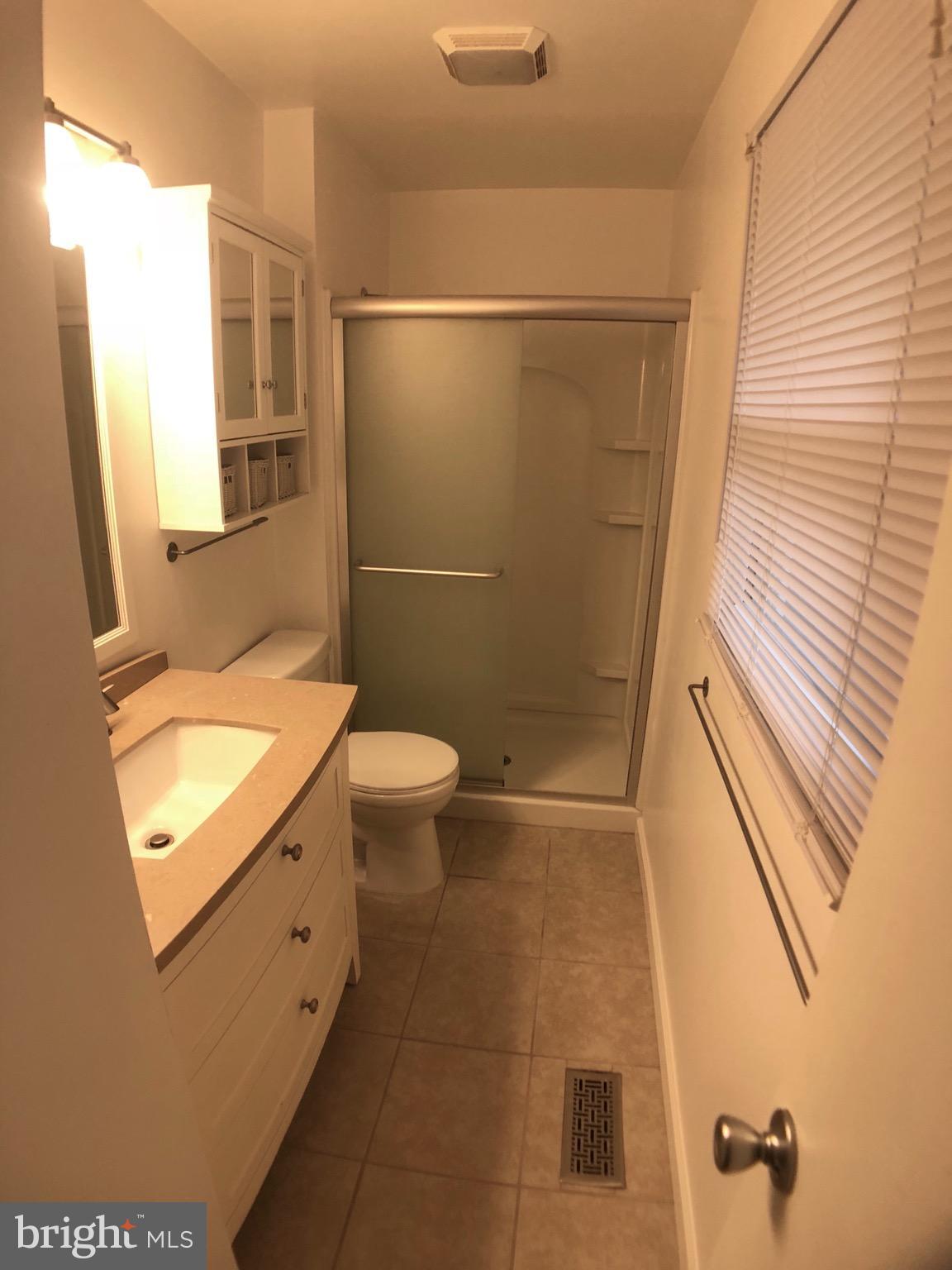 12811 Fernwood Turn Laurel, MD 20708 - Photo 20 of 28 Bath (Master)