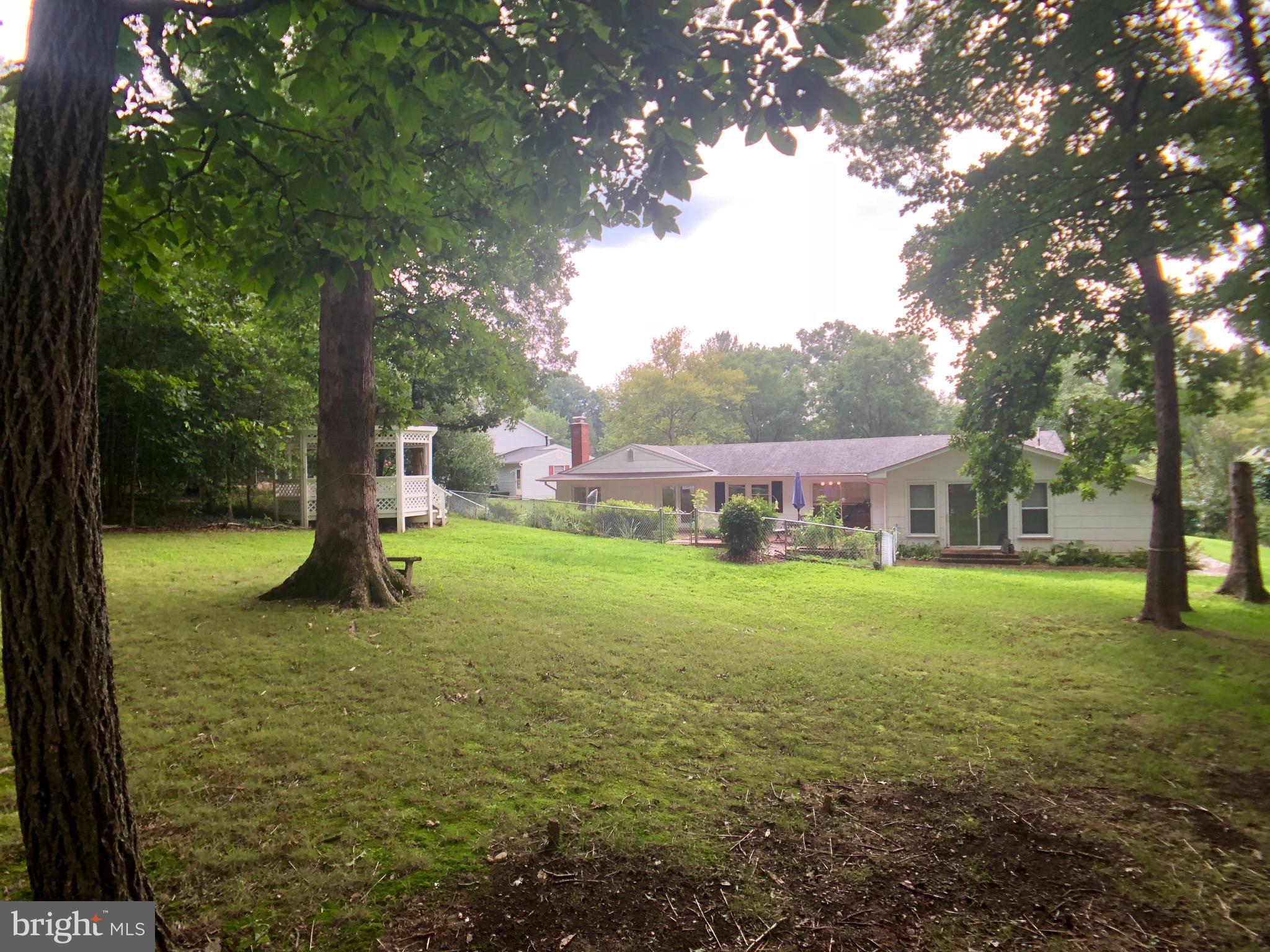 12811 Fernwood Turn Laurel, MD 20708 - Photo 10 of 28 Exterior (Rear)
