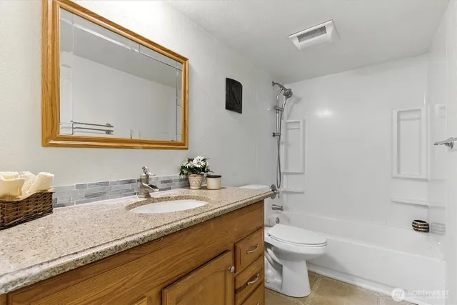 $292,000 | 26425 Northeast Pennsylvania Avenue, Unit 34, Kingston, WA 98346