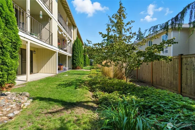 $292,000 | 26425 Northeast Pennsylvania Avenue, Unit 34, Kingston, WA 98346